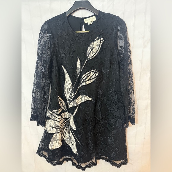 Sachin + Babi Black and White Floral Lace Dress - Picture 1 of 8